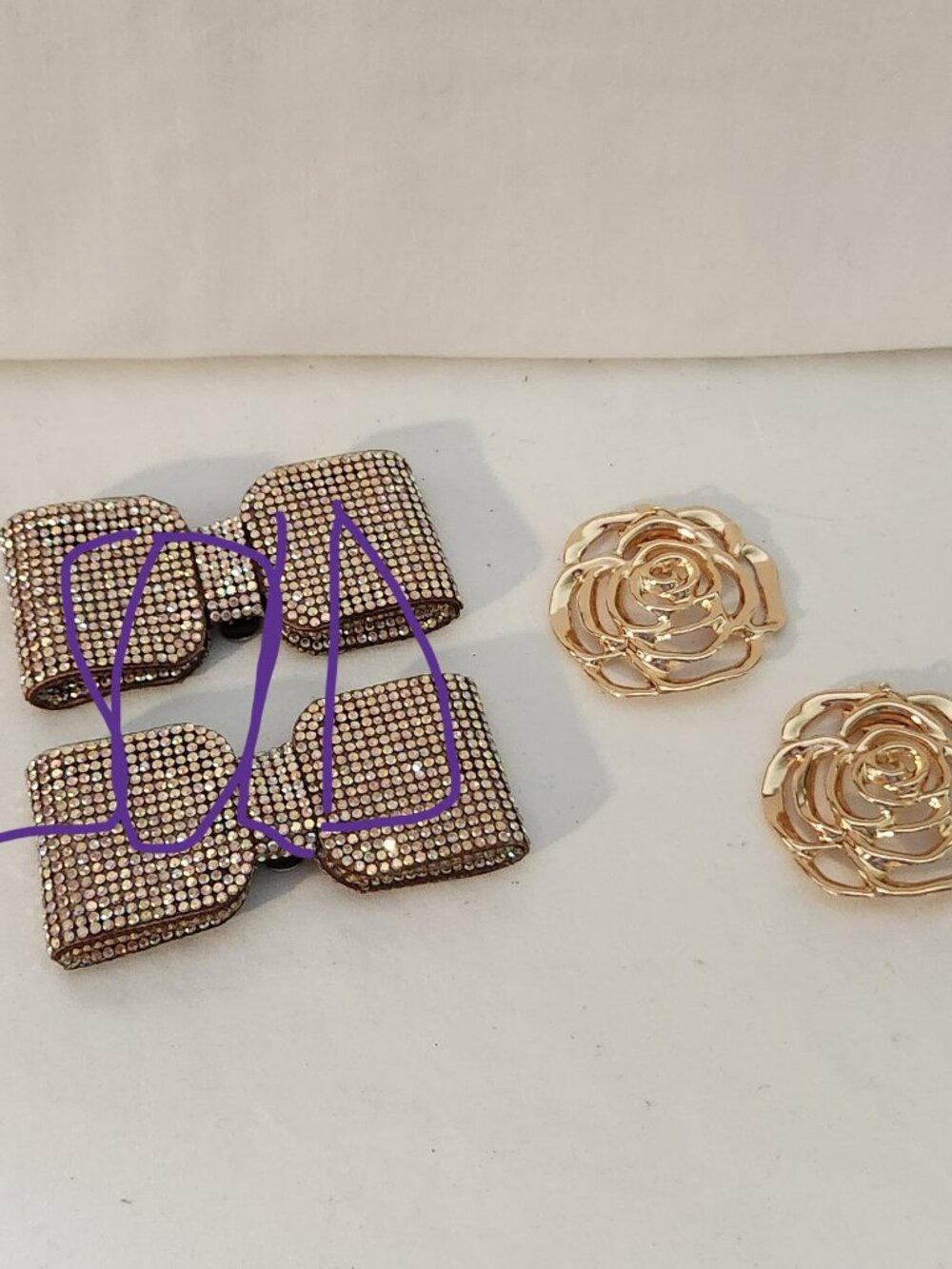 3 for $20 Shoe clips gold tone bows & flowers NIP